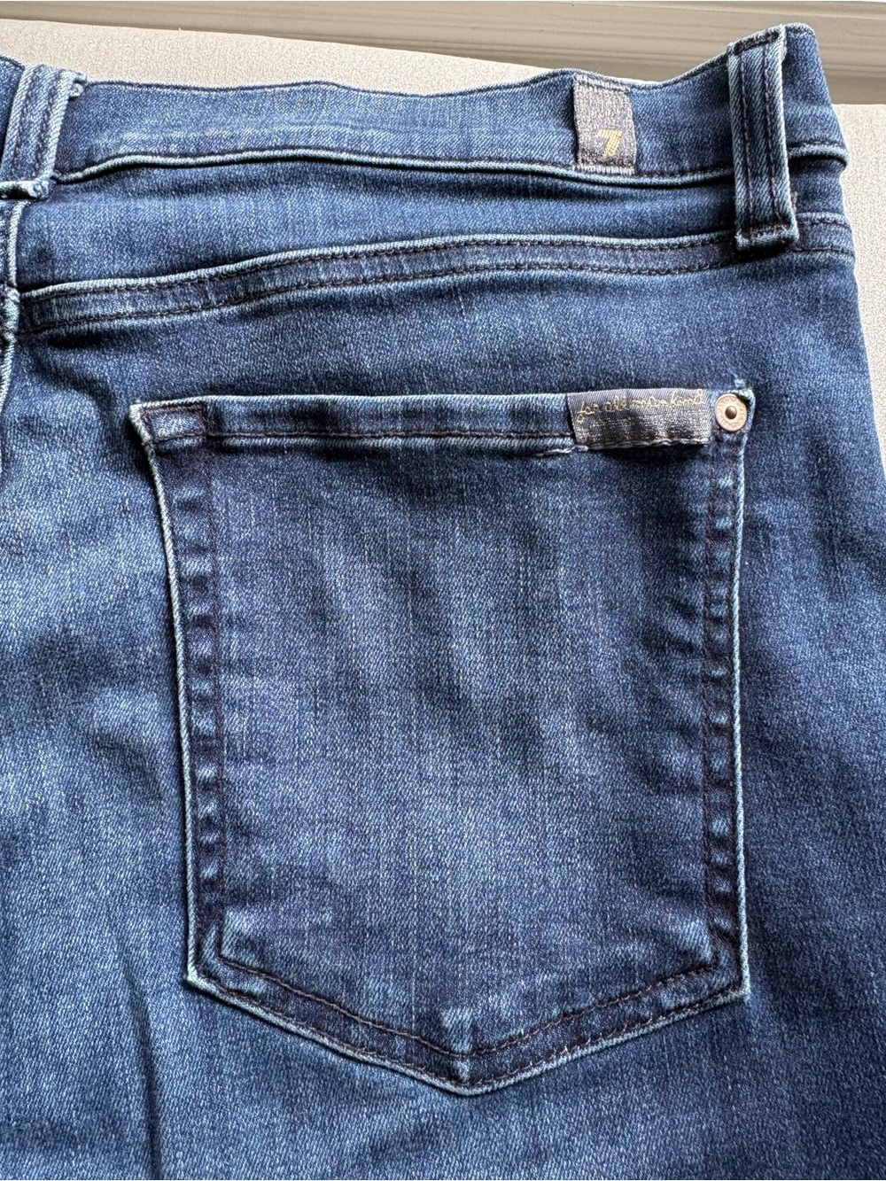 7 For All Mankind High Waist Ankle Gwenevere Darkwash Jeans Size 32 - Picture 5 of 5